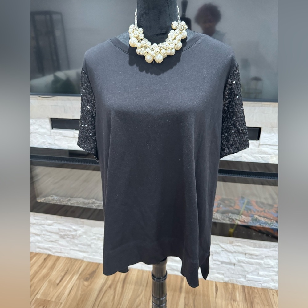 Vince Camuto Black Boxy Embellished T-Shirt